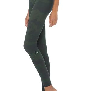 Alo Vapor High Waist Camo Leggings Small
